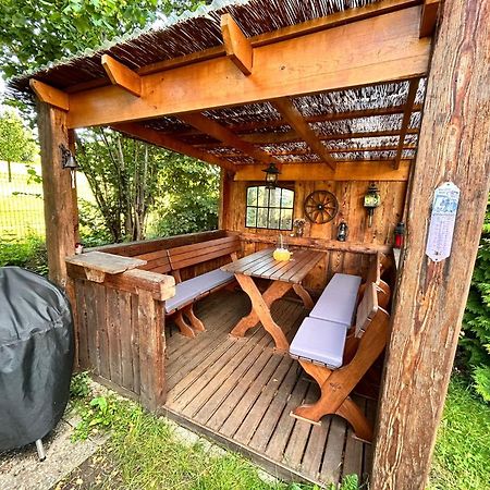 Ferienwohnung Mit Gartennutzung, Garage Und Wallbox Ebersbach-Neugersdorf Exterior foto